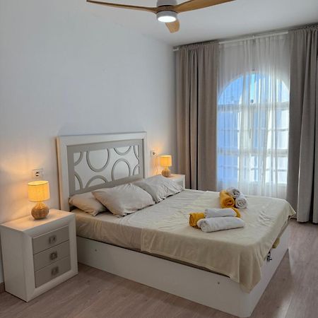 Seaside Paradise - 2 Bedroom Apartment With Ocean Views & Air Conditioning In Playa San Juan Dış mekan fotoğraf