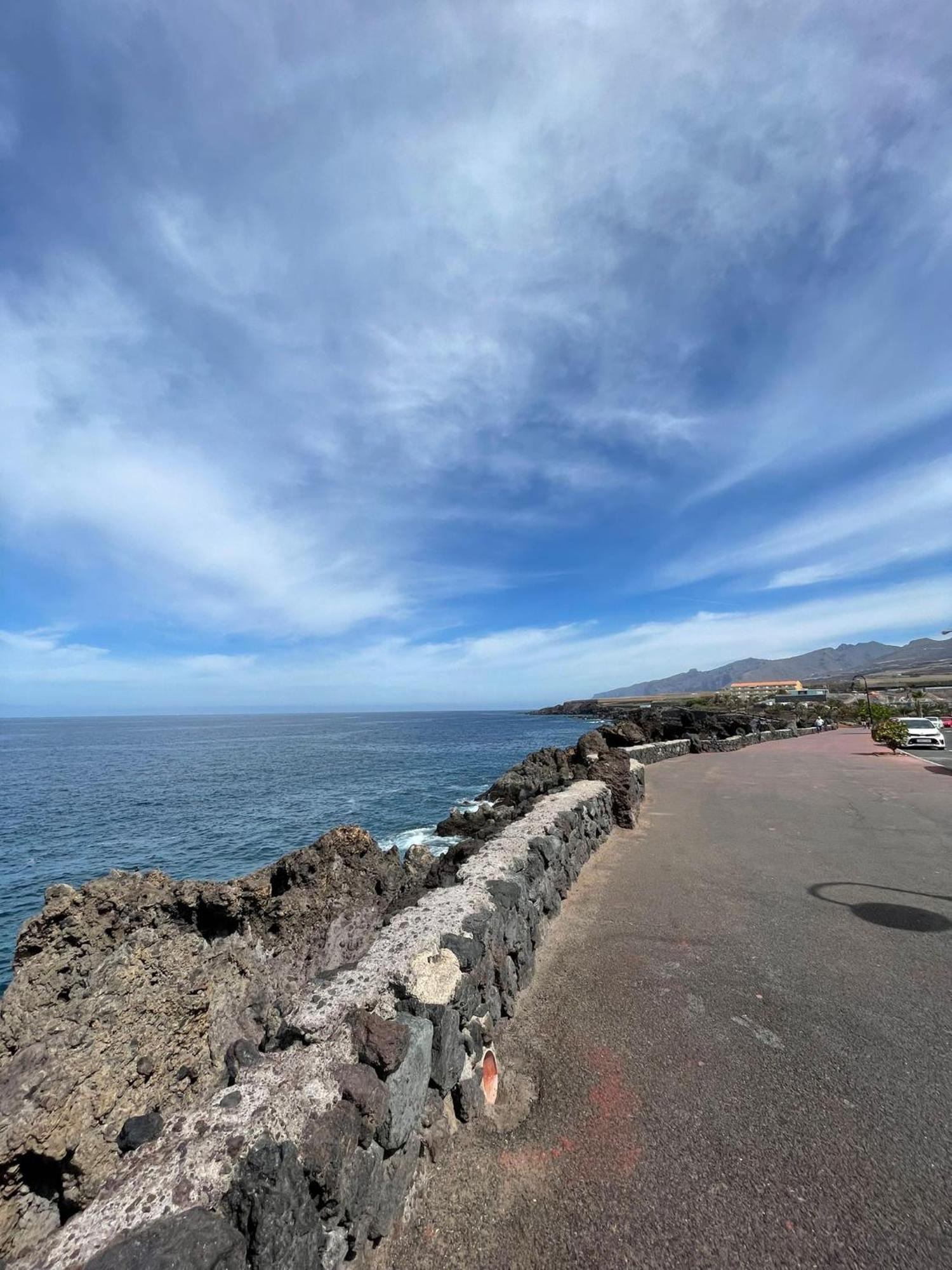 Seaside Paradise - 2 Bedroom Apartment With Ocean Views & Air Conditioning In Playa San Juan Dış mekan fotoğraf