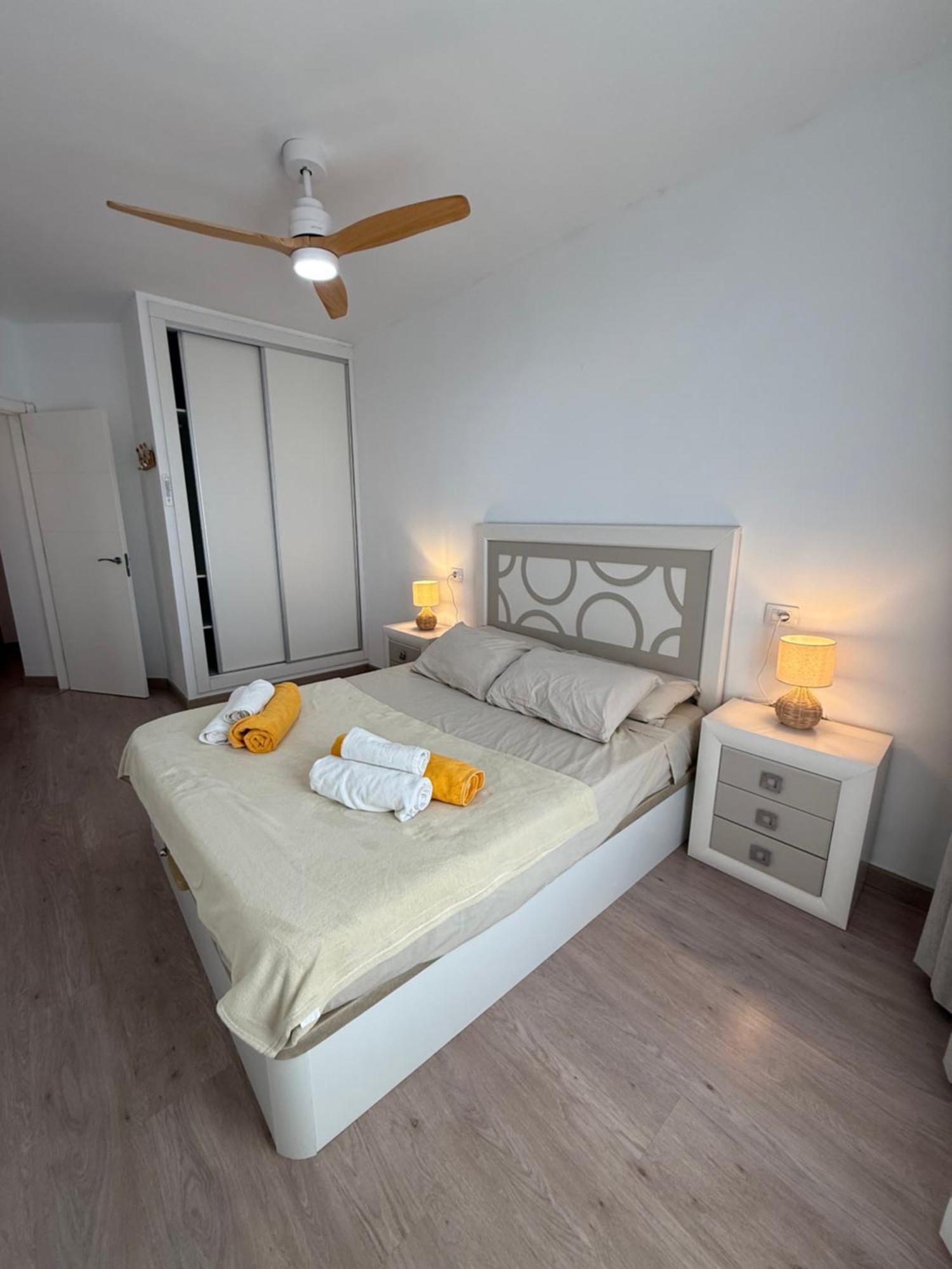 Seaside Paradise - 2 Bedroom Apartment With Ocean Views & Air Conditioning In Playa San Juan Dış mekan fotoğraf