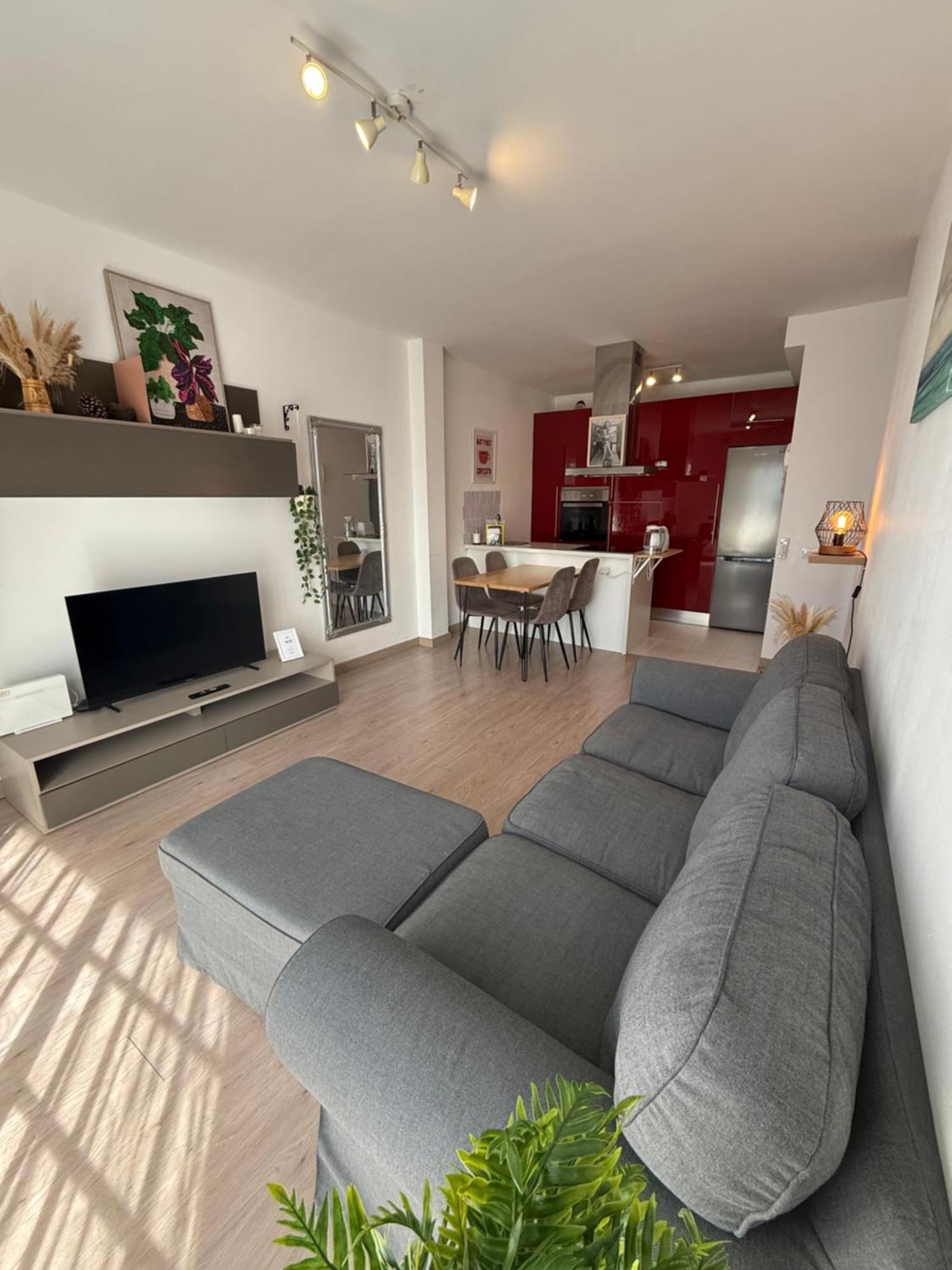 Seaside Paradise - 2 Bedroom Apartment With Ocean Views & Air Conditioning In Playa San Juan Dış mekan fotoğraf